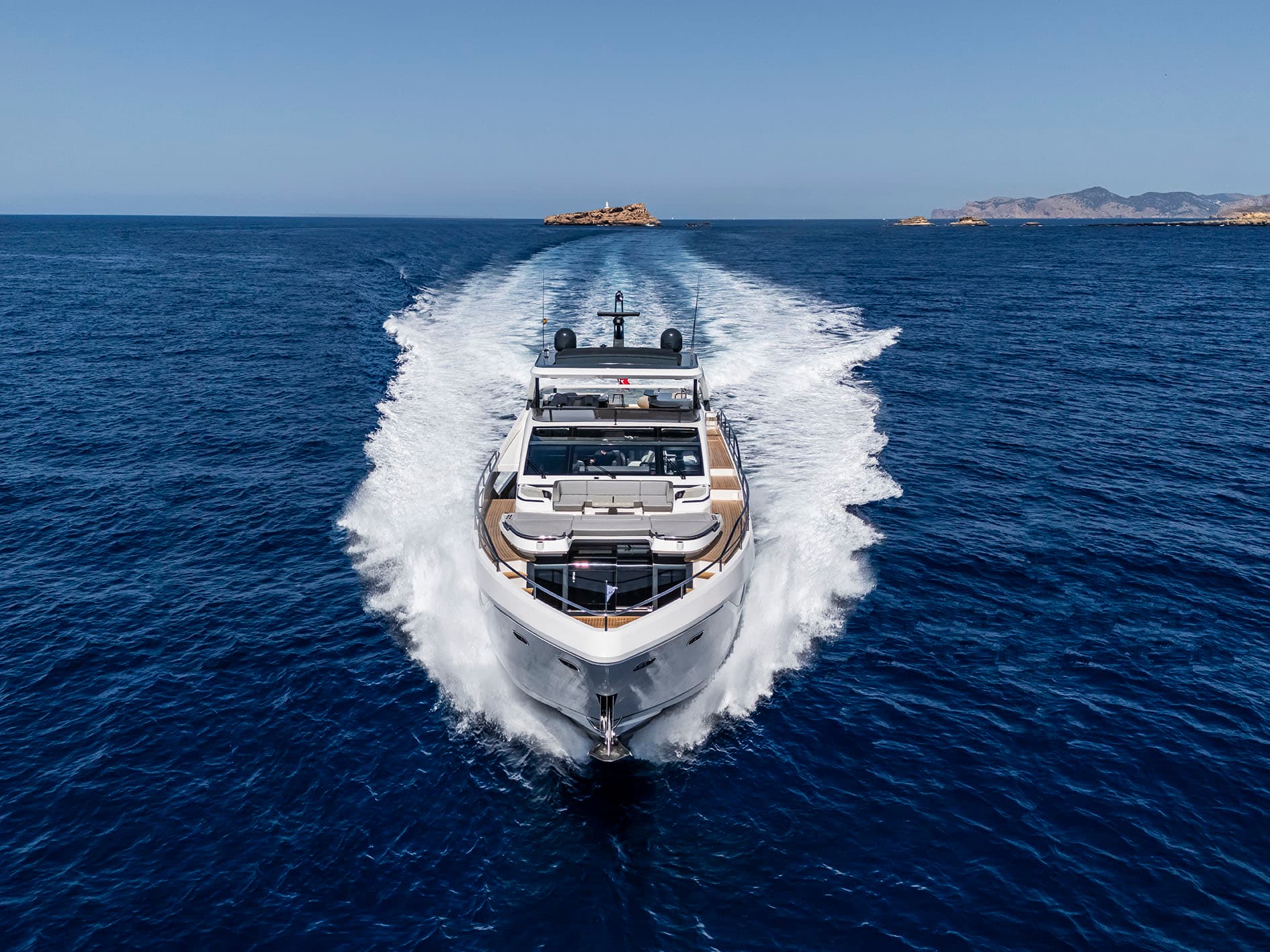 Chartering a Yacht in the Balearic Islands: A Practical Guide